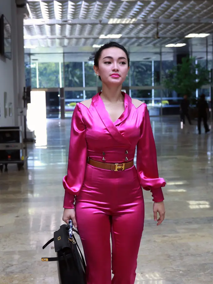 [Bintang] Zaskia Gotik