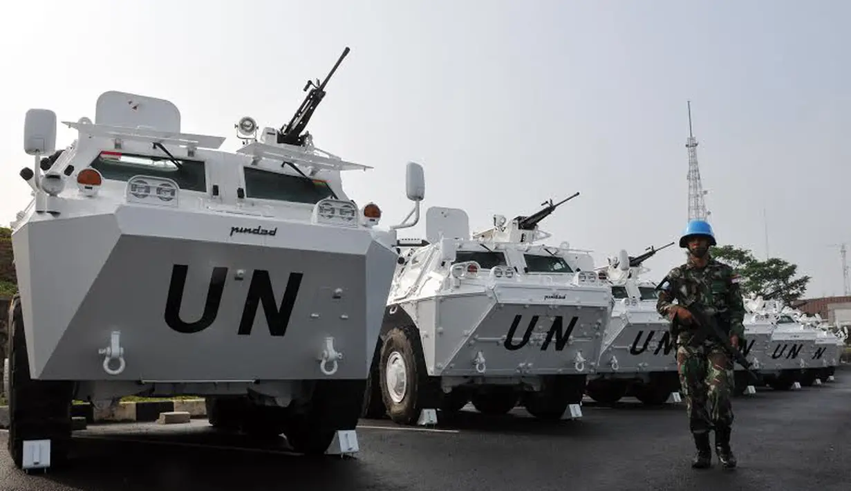TNI menerima 24 unit Panser Anoa 6x6 buatan PT Pindad yang dipesan sejak tahun 2013 lalu (Liputan6.com/Johan Tallo)