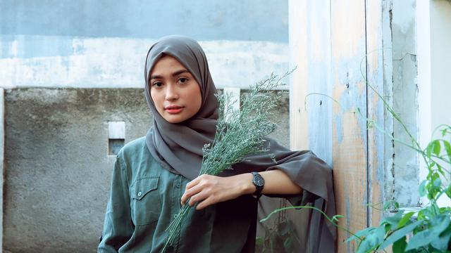 Tutorial Hijab Pashmina Kekinian Simple