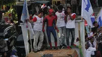 Superhero di kampanye terbuka Jokowi di Makassar. (Liputan6.com/Fauzan)