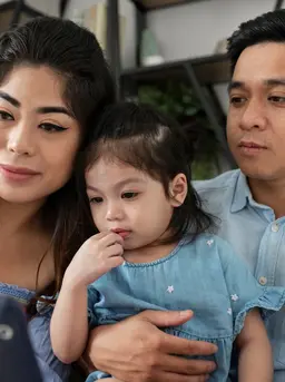 Menghadapi perilaku anak seperti memukul, berteriak, atau menolak arahan sering kali membuat orangtua berada di posisi serba salah. Di satu sisi ingin bersikap tegas, di sisi lain tidak ingin merusak kedekatan emosional dengan anak. (foto/dok: freepik)