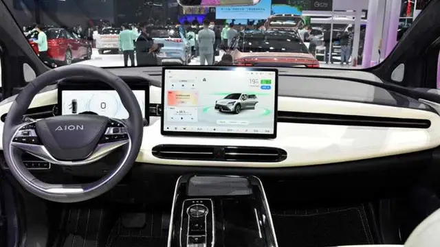 Dukungan teknologi terkini juga disematkan pada bagian interiornya (CarNewsChina)