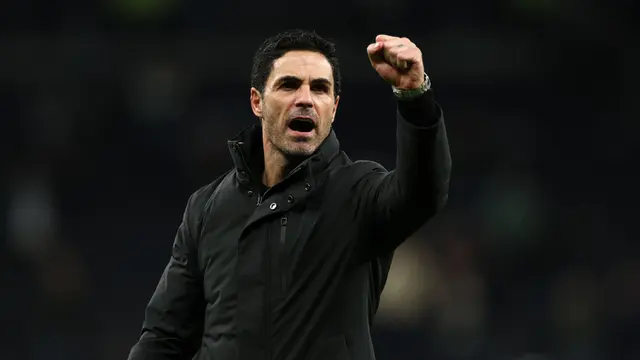 Foto: Hajar Tottenham Hotspur, Arsenal Jaga Jarak di Puncak Klasemen Liga Inggris 2025/2026