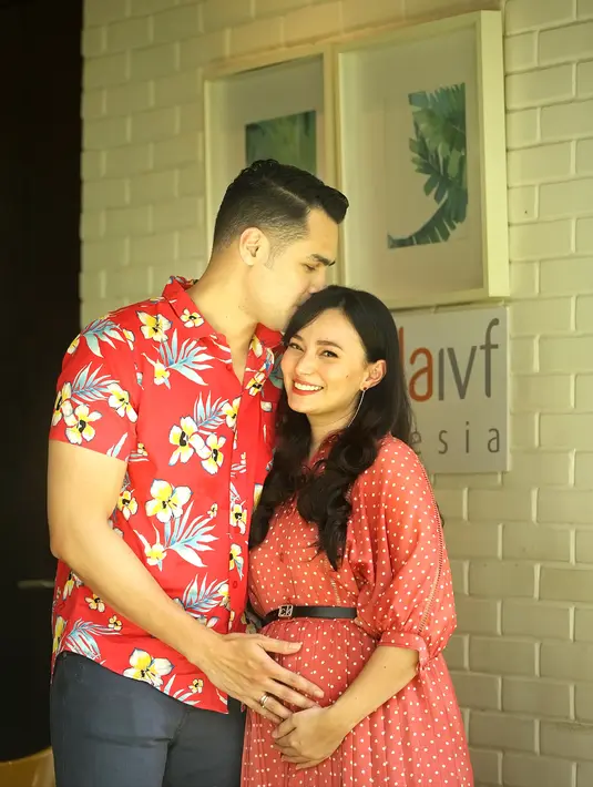 Asmirandah dan Jonas Rivanno (Bambang E Ros/Fimela.com)