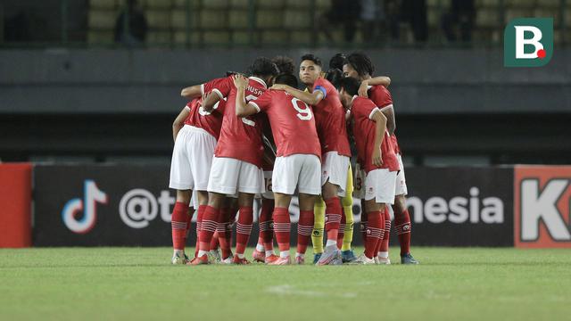 Foto: Hattrick Hokky Caraka Bawa Timnas Indonesia U-19 Gulung Brunei Darussalam di Piala AFF U-19 2022