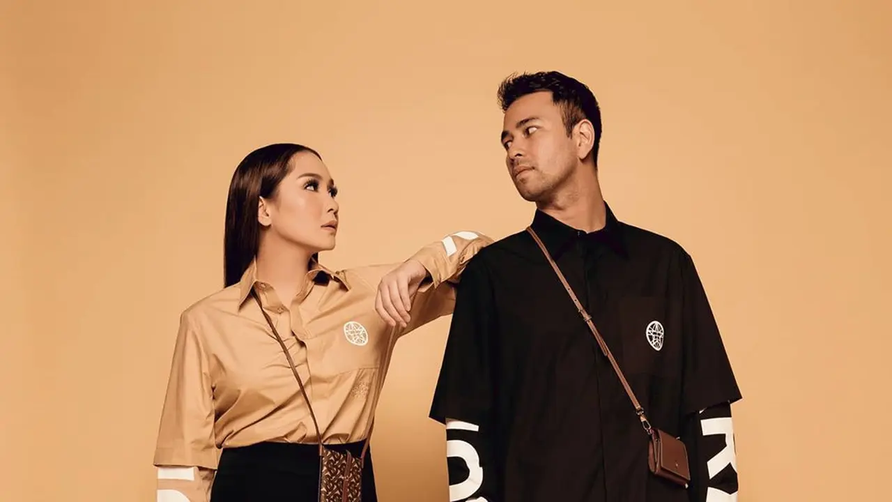 Foto Pemotretan Raffi Ahmad dan Nagita Slavina, Gayanya Bak Masih ABG. (Sumber: Instagram/riomotret)