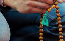 Bacaan Dzikir setelah Sholat dan Keutamaannya, Amalan Ringan yang Besar Balasannya