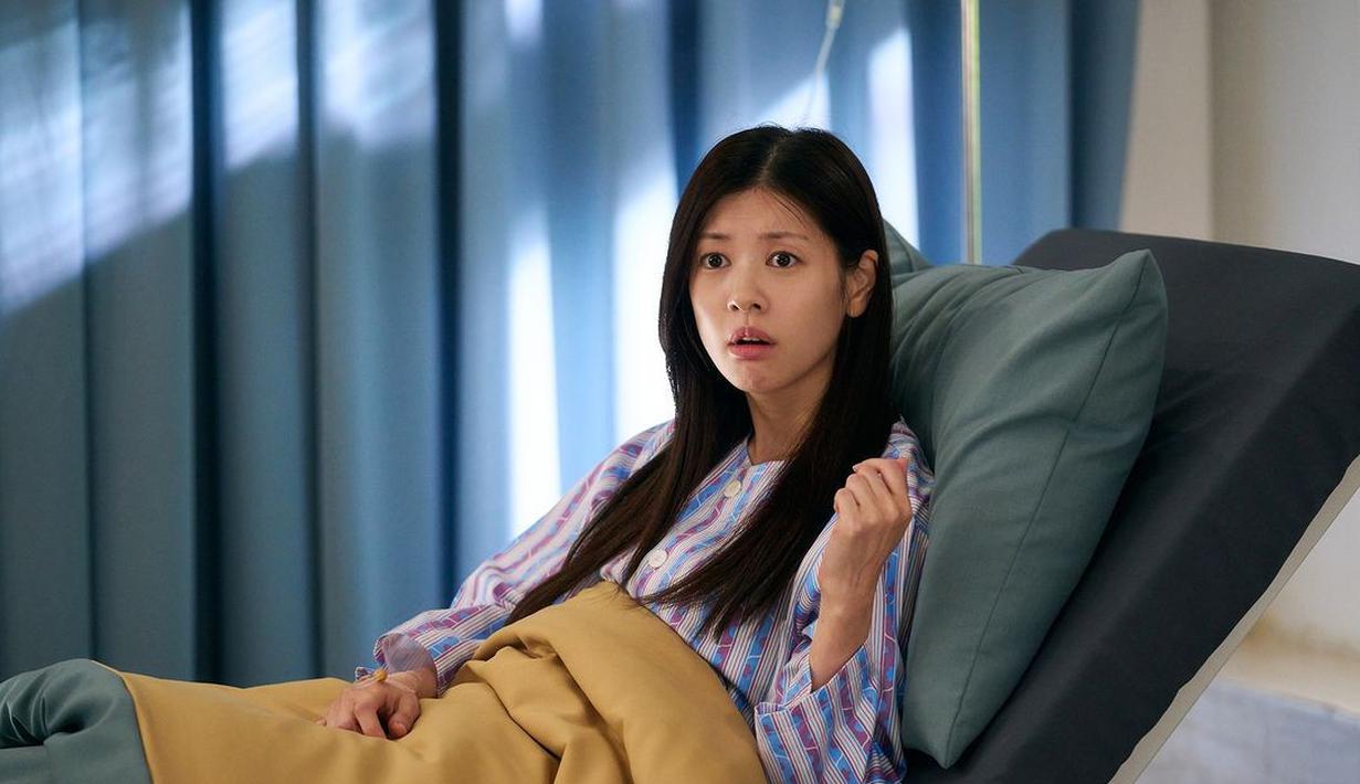 Sebuah peristiwa terjadi.Na Ra yang terbangun di rumah sakit terkejut, menandakan perkembangan cerita yang tidak dapat diprediksi. (Foto: Mindmark via Soompi)