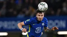 Saul Niguez - Pemain pinjaman dari Atletico Madrid ini gagal bersaing dengan nama-nama besar seperti Kante dan Jorginho di lini tengah Chelsea. Saul baru memainkan lima laga bersama Chelsea dengan torehan waktu hanya 238 menit bermain. (AFP/Glyn Kirk)