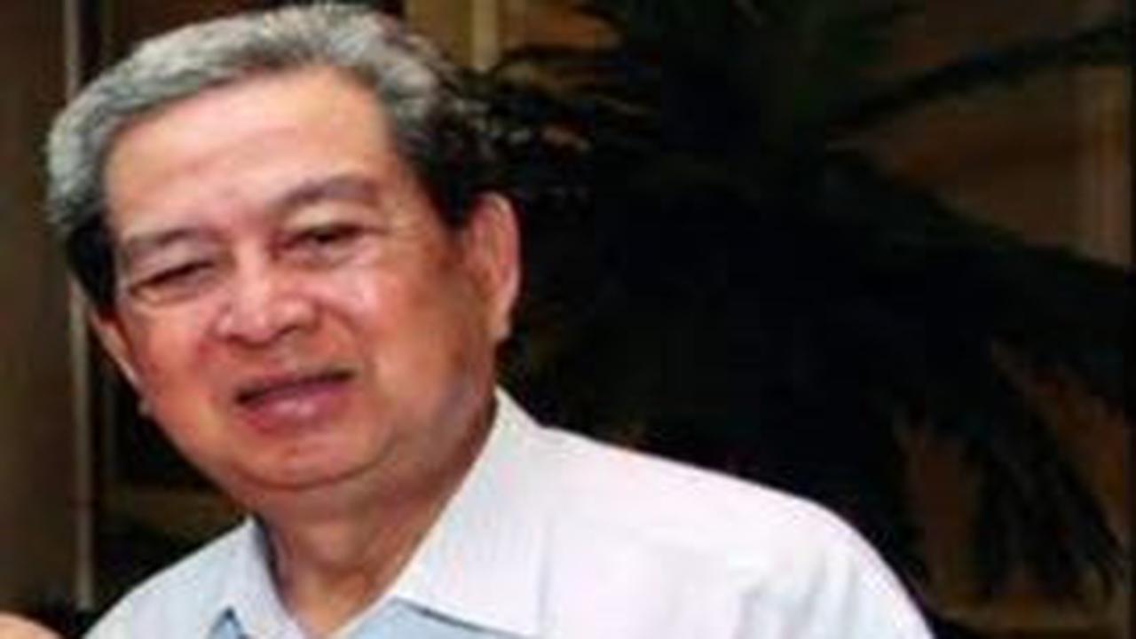 1. Profil Robert Budi Hartono