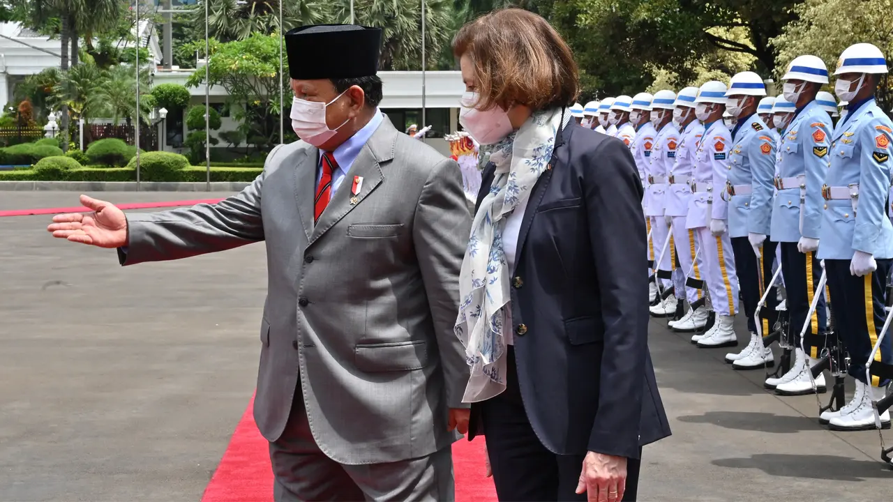 Menhan Prabowo Terima Kunjungan Menteri Angkatan Bersenjata Prancis