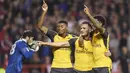 Lucas Perez, Jeff Reine-Adelaide dan Chuba Akpom merayakan gol ke gawang Nottingham Forest pada putaran ketiga Piala Liga Inggris di Stadion The City Ground, Rabu (21/9/2016) dini hari WIB. (Action Images via Reuters/Tony O'Brien)