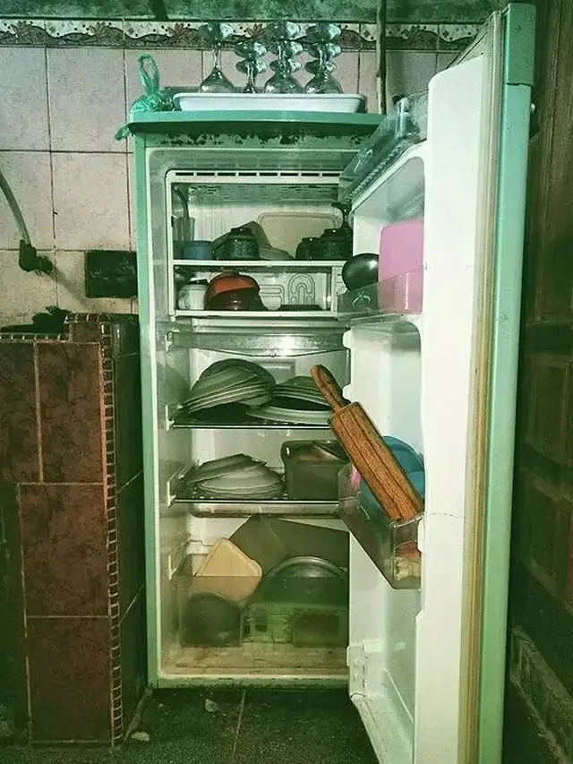 6 Potret Alih Fungsi Benda Jadi Tempat Simpan Piring Ini Bikin Tepuk Jidat