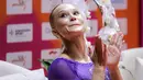<p>Ekspresi pesenam asal Rusia, Angelina Melnikova setelah dinyatakan memimpin klasemen sementara nomor meja lompat pada final aparauts putri Kejuaraan Dunia Gimnastik 2025 di Indonesia Arena, Senayan, Jakarta, Jumat (24/10/2025). (Bola.com/Bagaskara Lazuardi)</p>