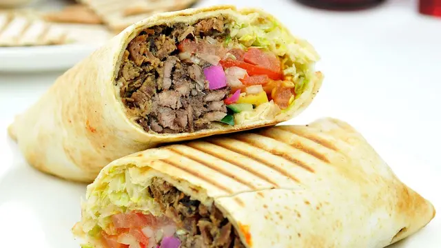 Baru 40 Hari Menikah, Pasangan Ini Langsung Bercerai Karena Shawarma