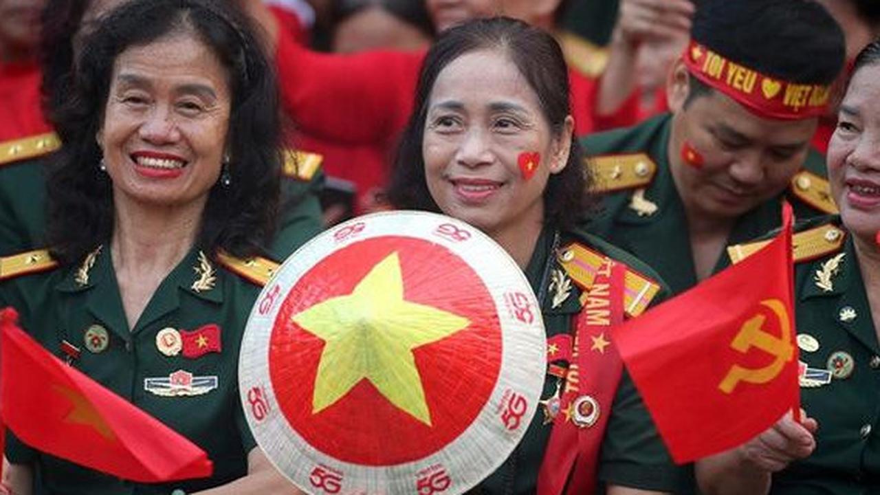 Keren, Vietnam Bagikan Uang Tunai ke 100 Juta Rakyatnya Dalam Rangka Peringatan HUT ke-80