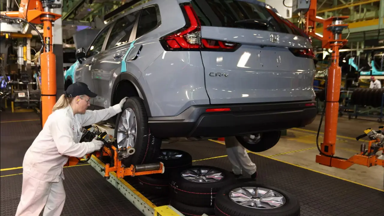 Honda Habiskan Rp 178 Triliun untuk Produksi kendaraan Listrik di Kanada (Carscoops)
