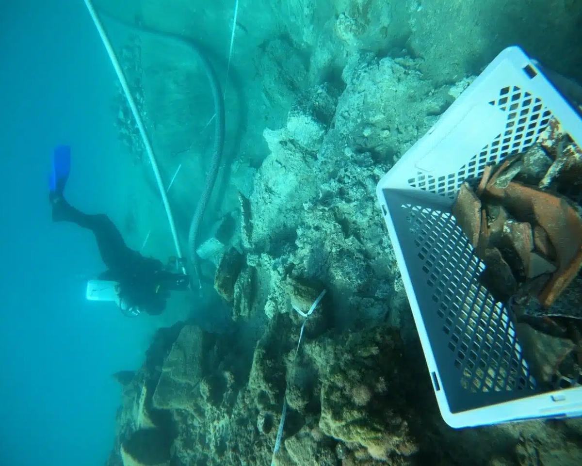 pelabuhan yunani kuno di bawah laut