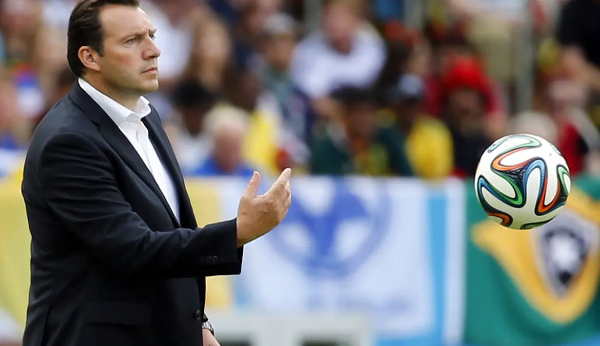 Marc Wilmots, 45 tahun, menjadi pelatih Timnas Belgia sejak 2012 lalu. Pria bernama lengkap Marc Wilmots Robert pernah tercatat sebagai pemain Timnas Belgia era 1990–2002. (REUTERS/Yves Herman)