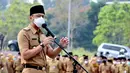 <p>Diakui suami dari Sonya Fatmala itu, keputusan untuk masuk ke dunia politik bukan tanpa sebab. SejakHengky Kurniawan memutuskan kuliah di Jakarta saat masih aktif menjadi pemain sinetron, bapak 3 anak tersebut memang mengambil jurusan Ilmu Politik, sesuai dengan minatnya. (FOTO: instagram.com/hengkykurniawan)</p>