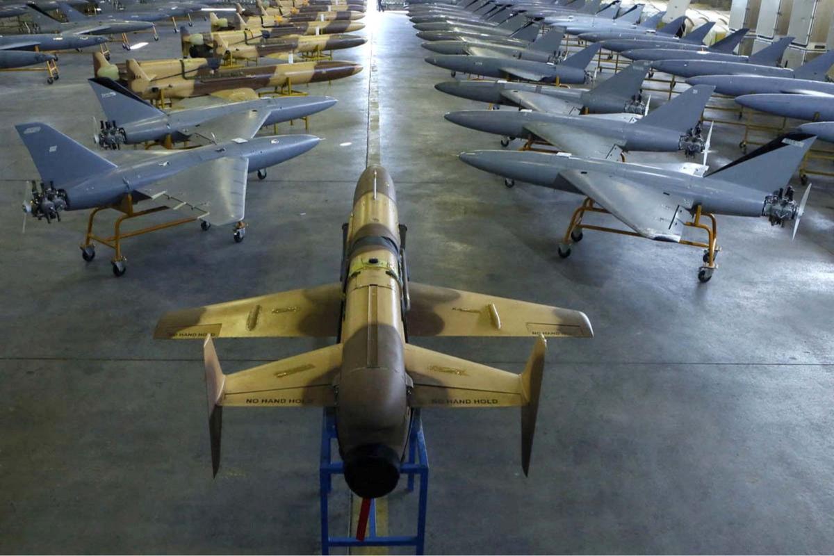 Canggihnya 1.000 drone baru Iran yang bikin musuh ketar-ketir
