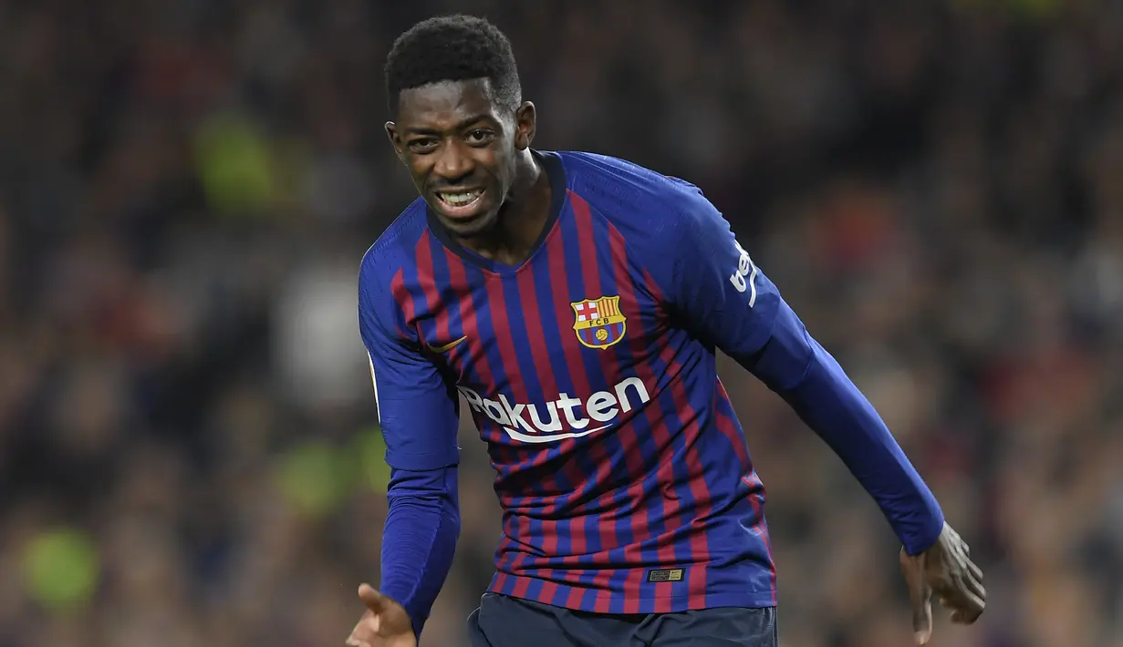 1. Ousmane Dembele - Ousmane Dembele kesulitan menemukan performa terbaiknya sejak pindah ke Barcelona pada 2017 lalu. Pemain asal Pransic ini hanya lima kali tampil di pertandingan La Liga pada musim 2019/2020 ini. (AFP/Lluis Gene)
