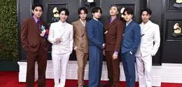 BTS di Grammy Awards 2022. ( Jordan Strauss/Invision/AP)