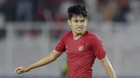 Gelandang Indonesia, Witan Sulaeman, saat melawan Uni Emirat Arab (UEA) pada laga AFC di SUGBK, Jakarta, Rabu (24/10/2018). Indonesia menang 1-0 atas UEA. (Bola.com/M Iqbal Ichsan)