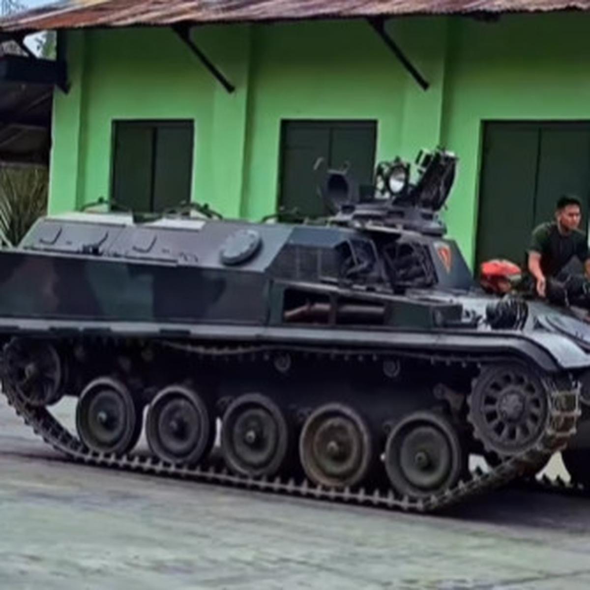 Momen Tegas Anggota TNI Berlatih Kendarai Tank di Markas, Seru Banget saat Digas Kencang hingga Drifting saat Belok