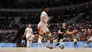 <p>Pemain Timnas Futsal Indonesia, Holypaul Soumilena menggiring bola saat laga uji coba melawan Australia di Indonesia Arena, Senayan, Jakarta, Sabtu (01/11/2025). (Bola.com/Bagaskara Lazuardi)</p>