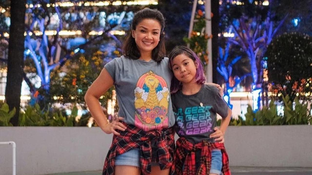 6 Potret Zivara Ruciragati Syarif, Anak Nirina Zubir yang Rambutnya Curi Perhatian