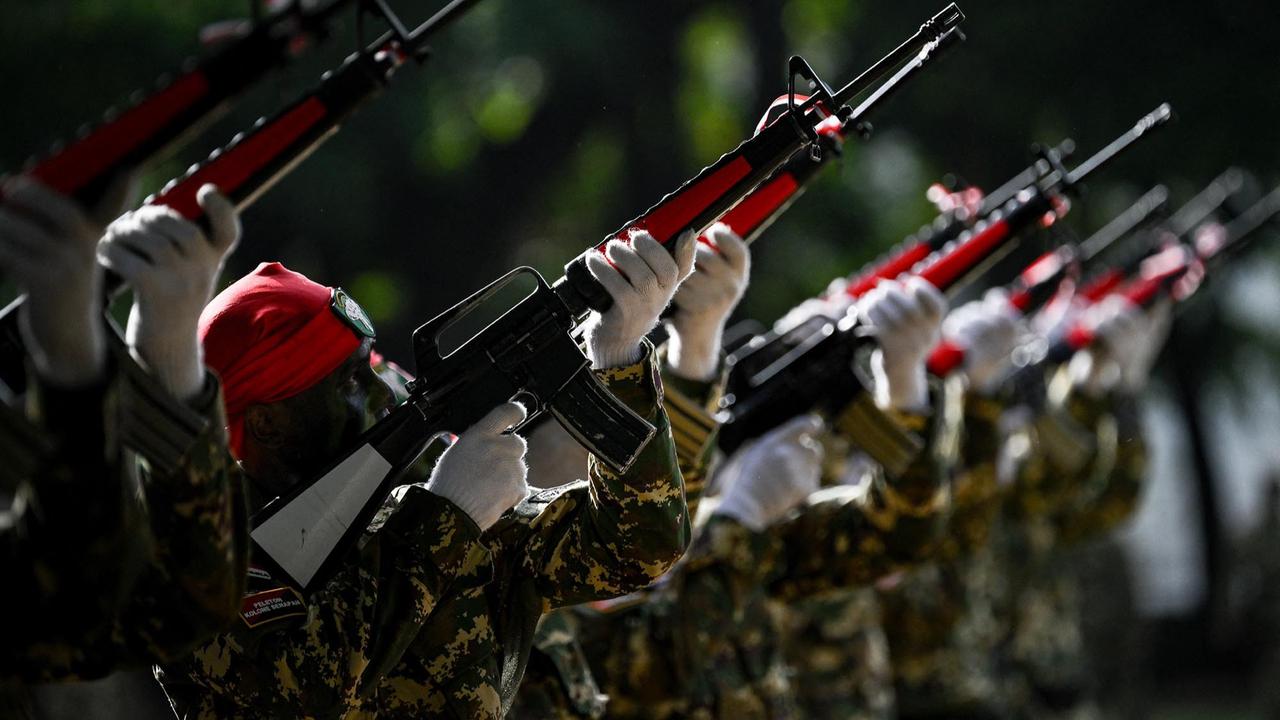 FOTO: Lulus Pendidikan Militer, Komcad TNI Siap Bela Negara dari Garis Sipil