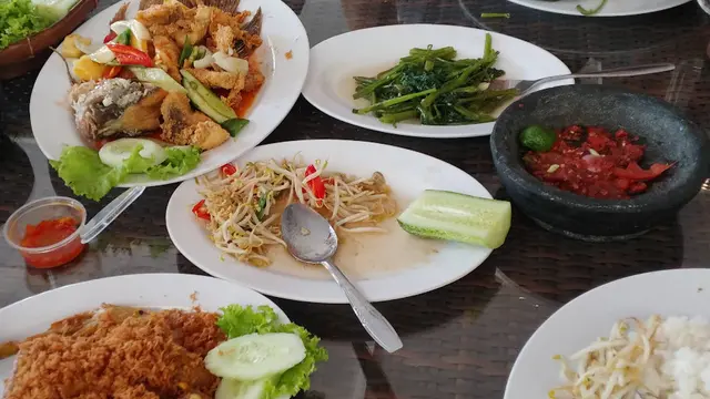 Tempat Makan Enak di Cikarang