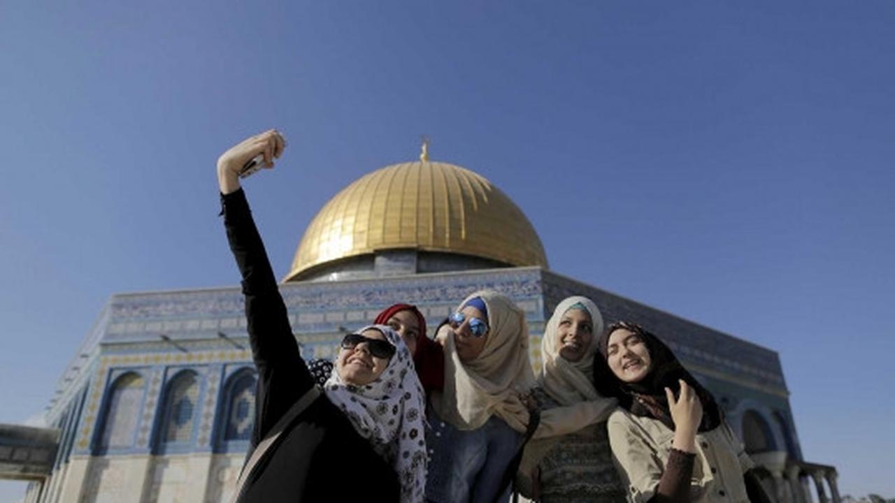 Ramadan, demam selfie mewabah di Kubah Batu Yerusalem