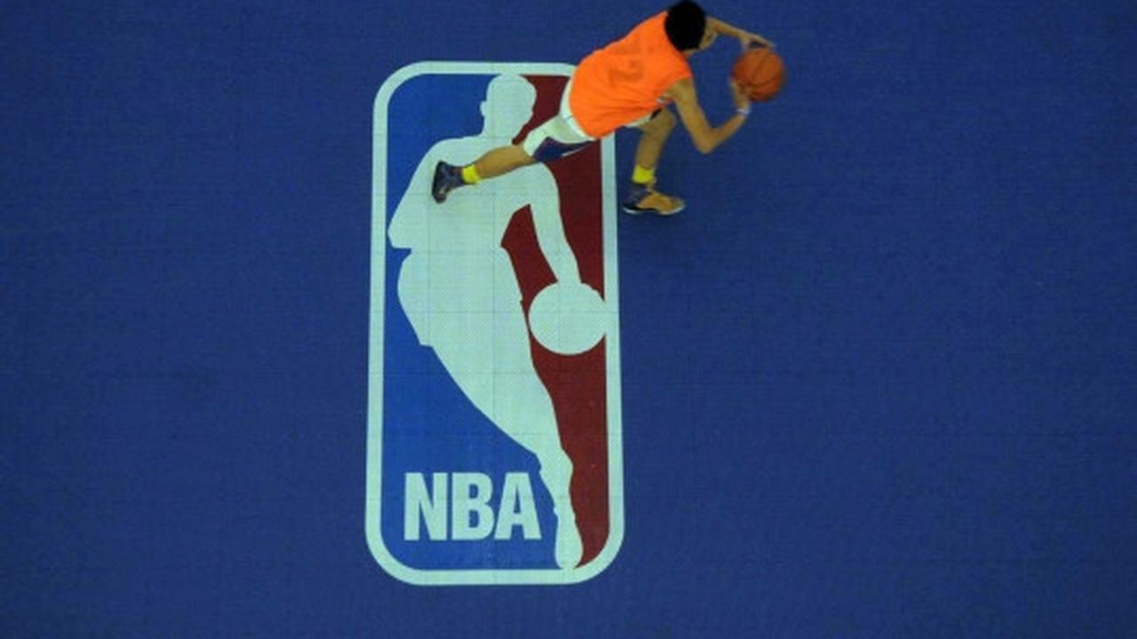 Aksi Jr NBA Indonesia unjuk kebolehan di depan Marreese Speights