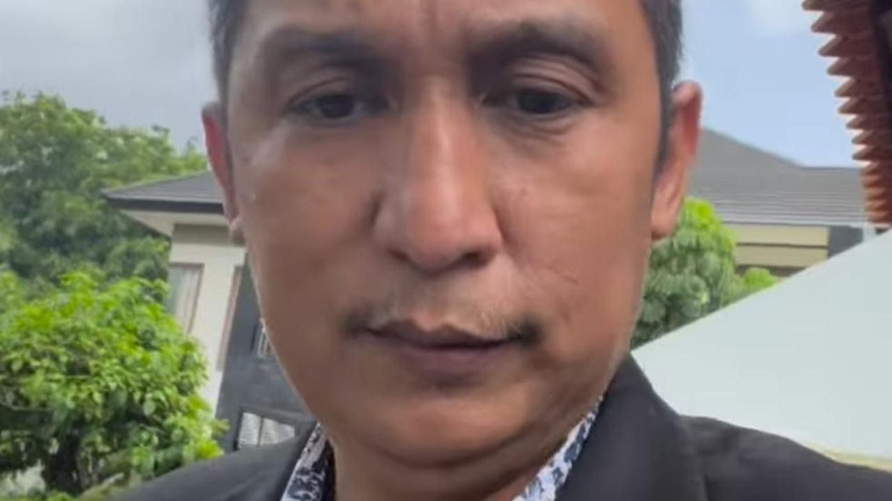 Tak Disangka! Firdaus Oiwobo Ternyata Mantan Vokalis Vertical Blue yang Jago Main Semua Alat Musik