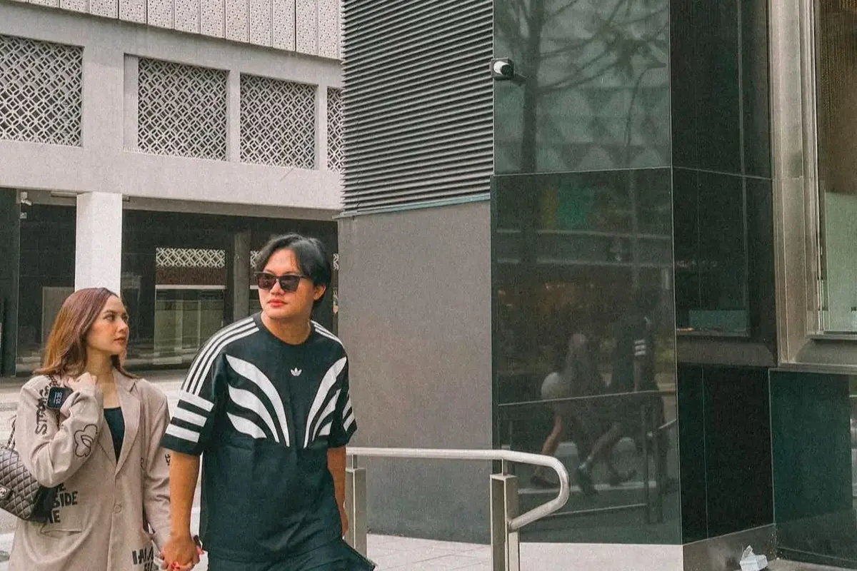 Rizky Febian dan Mahalini Nikmati Liburan Seru di Singapura Bersama Adik-Adiknya (Instagram/@rizkyfbian)