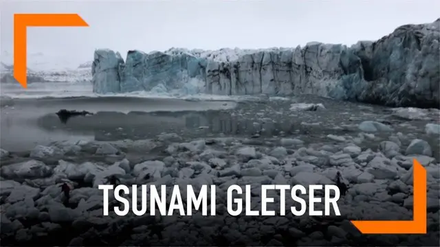 Bongkahan gletser di Islandia runtuh dan membuat tsunami kecil di lautan. Beberapa warga di sekitar lokasi pun panik dan melarikan diri.