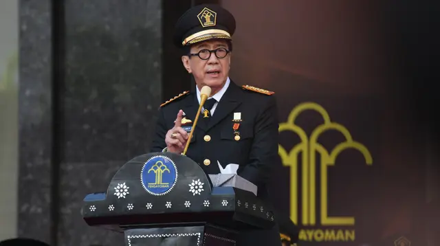 Menteri Hukum dan Hak Asasi Manusia, Yasonna H. Laoly, saat memimpin Upacara Hari Bakti Pemasyarakatan (HBP) ke-60 di lapangan Kementerian Hukum dan Hak Asasi Manusia, Senin (29/4/2024). (Ist)