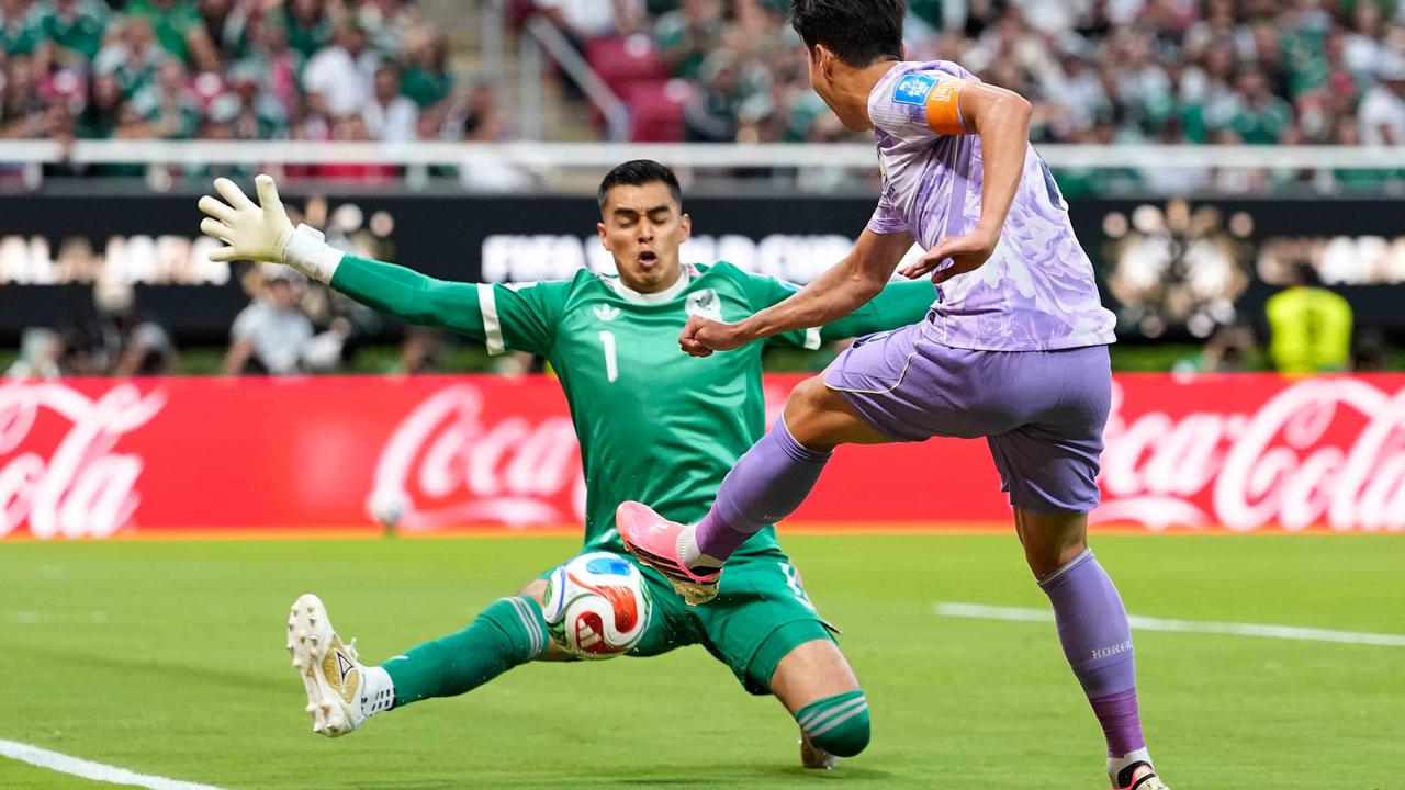 FOTO: Meksiko Amankan Tiket Babak 32 Besar Piala Dunia 2026