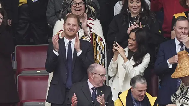 Meghan Markle dan Pangeran Harry Kembali Tampil Bersama di Invictus Games 2025, Pamer Kemesraan hingga Ciuman di Depan Publik