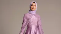Gamis A-Line Kombinasi Cape Brokat (Reve)
