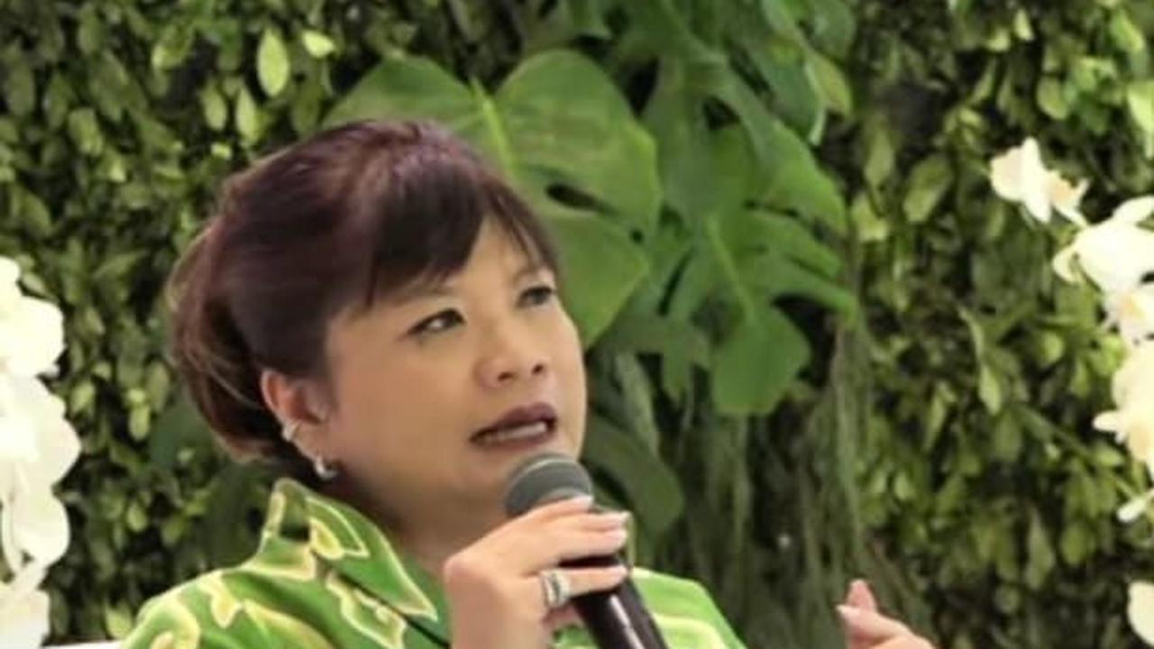 "Dan di sinilah kita berbicara tentang penghentian penggunaan batu bara dan sebagainya. Tentu saja, masih banyak tantangan untuk menuju ke arah tersebut," kata Shinta.