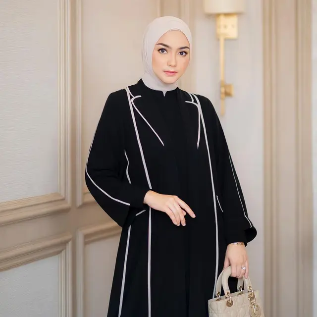 6 Artis Langganan Peran Antagonis Ini Mantap Berhijab, Penampilannya Bikin Pangling