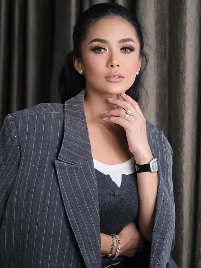 Krisdayanti. (Foto: Dok. Instagram @krisdayantilemos)