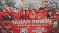 Rayakan ulang tahun Megawati, PDIP Surabaya tanam ratusan pohon (Liputan6.com/Istimewa)