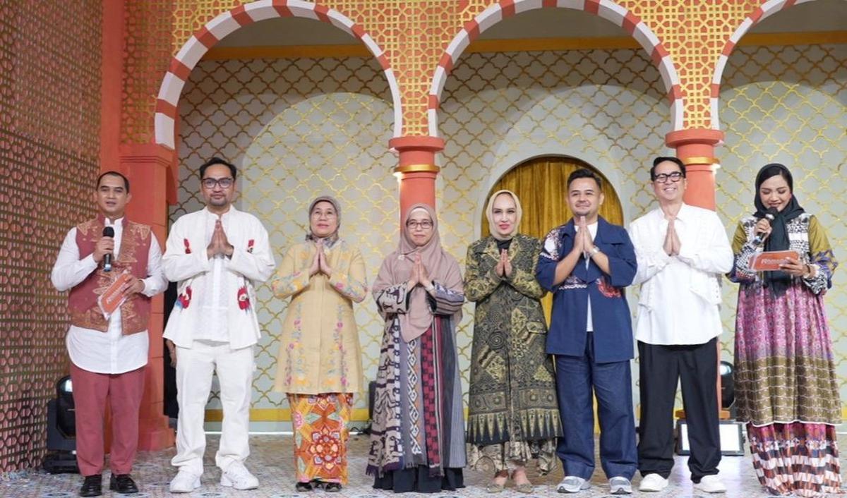 Beribadah dan Berbagi Kebaikan