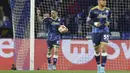 Tiga menit menjelang waktu normal berakhir Napoli akhirnya mencetak gol untuk memperkecil skor menjadi 2-4. Gol dicetak Matteo Politano usai merebut bola akibat kesalahan para pemain Barcelona di dalam kotak penalti sendiri. (LaPresse via AP/Alessandro Garofalo)