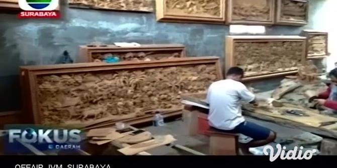 VIDEO: Peminat Seni Ukir Kayu Jati dari Bojonegoro Masih Tinggi