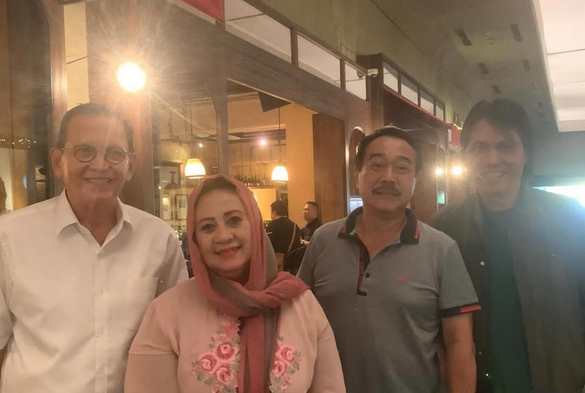 Yessy Gusman Gelar Pertemuan Hangat dengan Seleb Senior, Kehadiran Once Mekel Jadi Sorotan